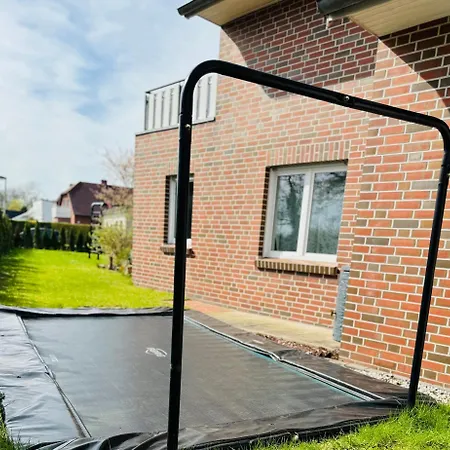 Apartamento Aurora Schaar 6, 130qm, 3 Schlafzimmer, Wifi, Klettergeruest, Jump Sport Wilhelmshaven