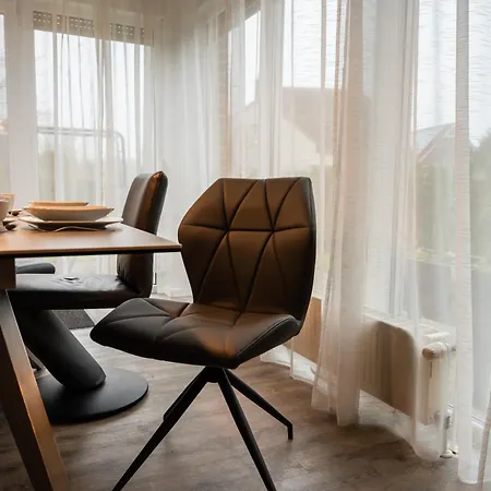 Aurora Schaar 6, 130qm, 3 Schlafzimmer, Wifi, Klettergeruest, Jump Sport Apartamento *