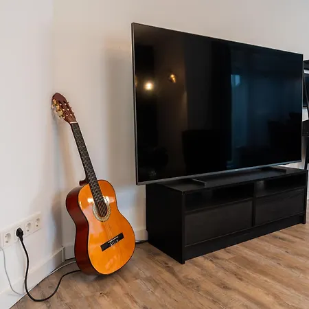 Apartamento Aurora Schaar 6, 130qm, 3 Schlafzimmer, Wifi, Klettergeruest, Jump Sport Wilhelmshaven