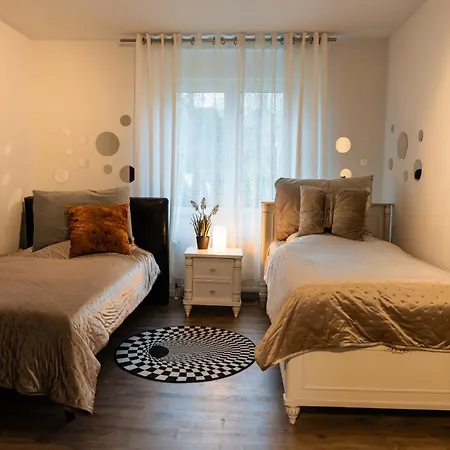 Aurora Schaar 6, 130qm, 3 Schlafzimmer, Wifi, Klettergeruest, Jump Sport Apartamento *